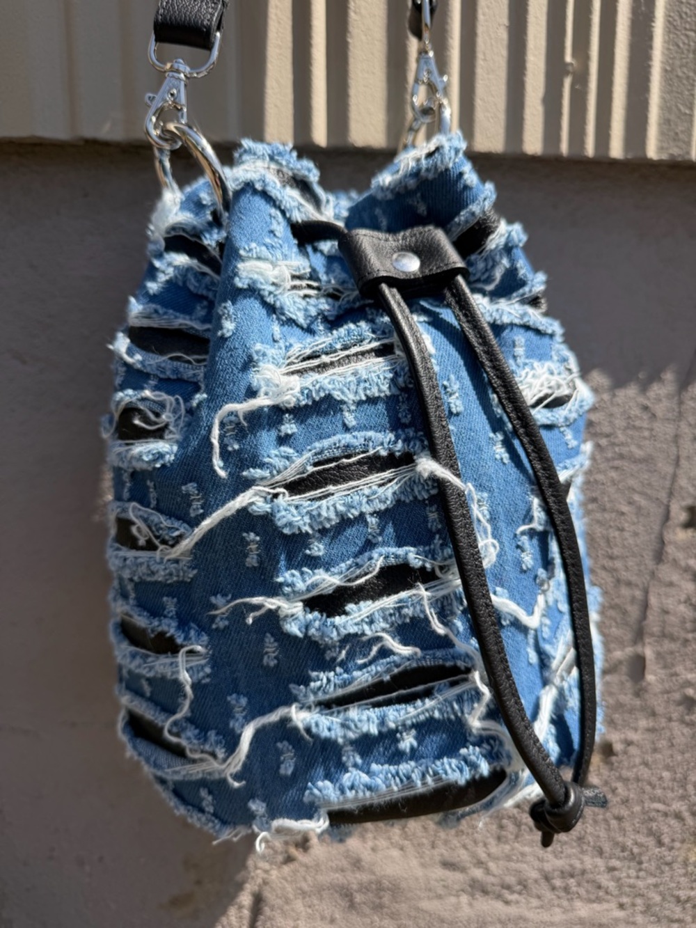 NWOT Love Cortnie shredded denim & leather bucket bag - Picture 1 of 6
